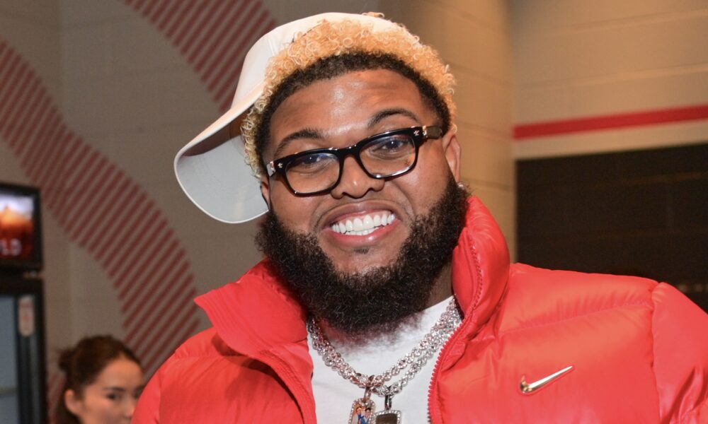 Druski Goes VIRAL With “Whiteboy… Accepted By The Hood” Skit