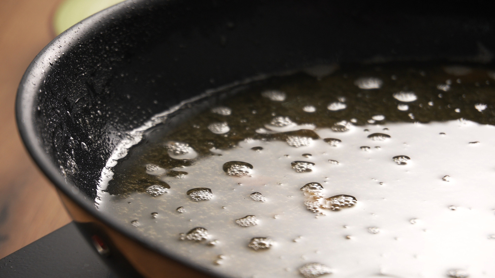 Use One Simple Trick To Rapidly Dispose Of Used Cooking Oil Use One Simple Trick To Rapidly Dispose Of Used Cooking Oil
