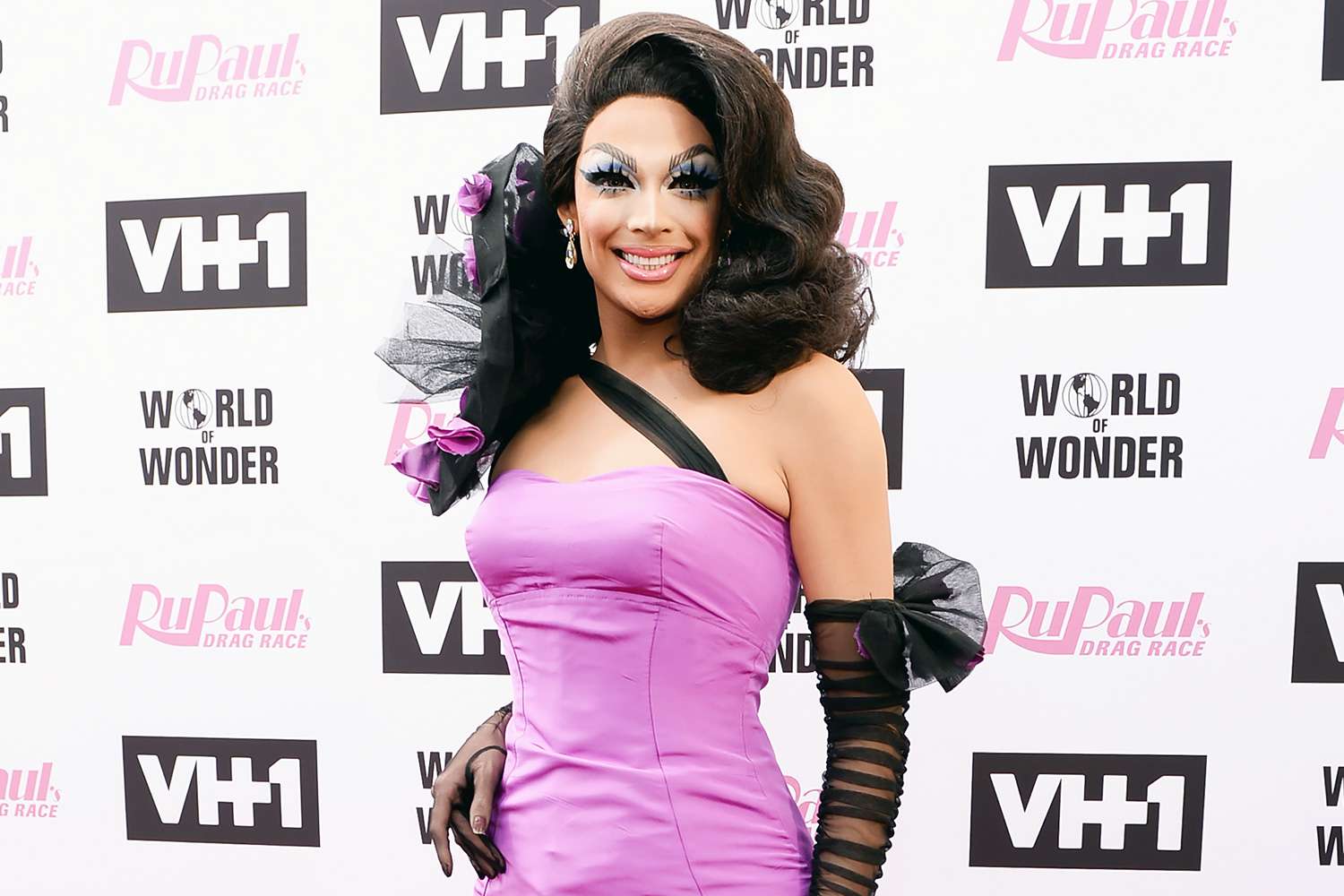 Dwell’ Star Valentina Comes Out as Trans Dwell’ Star Valentina Comes Out as Trans