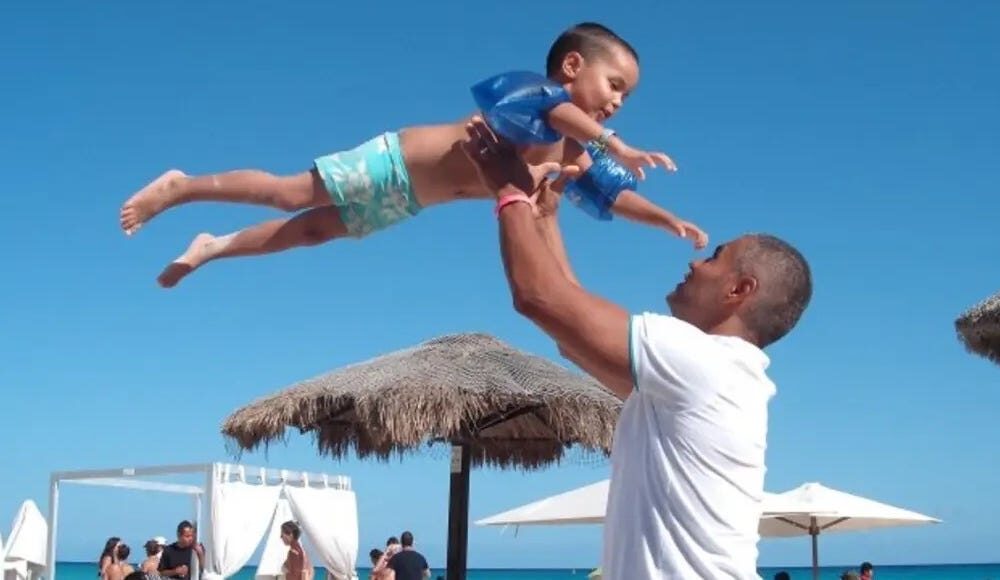 A Stranger Recommended I Spend My Maternity Depart in Mexico; It Was Nice