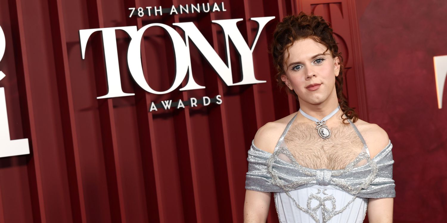 Cole Escola Channels Bernadette Peters With Auburn Hair on the Tony Awards 2025