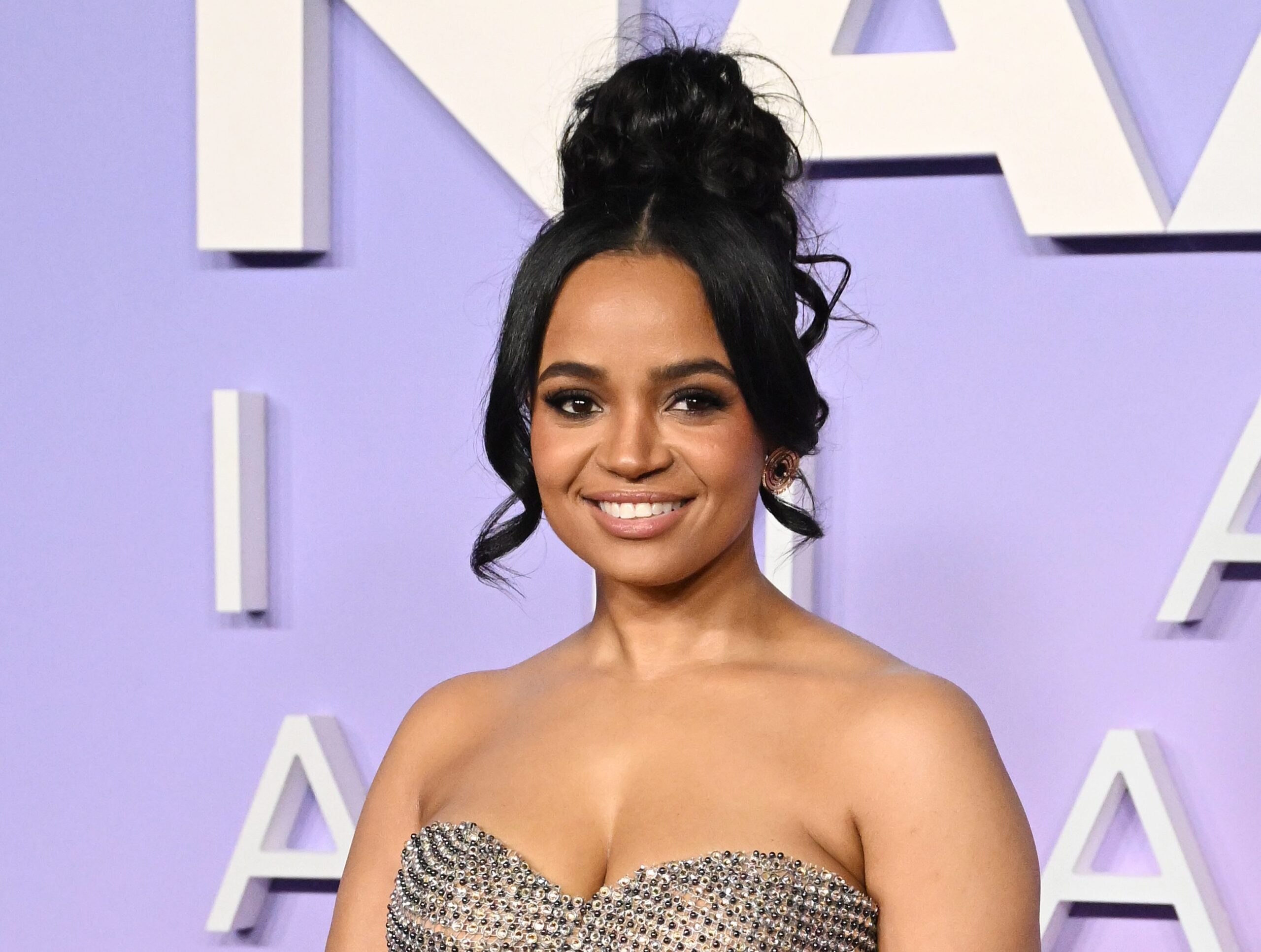 Kyla Pratt & Her Daughter Have Followers Seeing Double In Viral Video Kyla Pratt & Her Daughter Have Followers Seeing Double In Viral Video