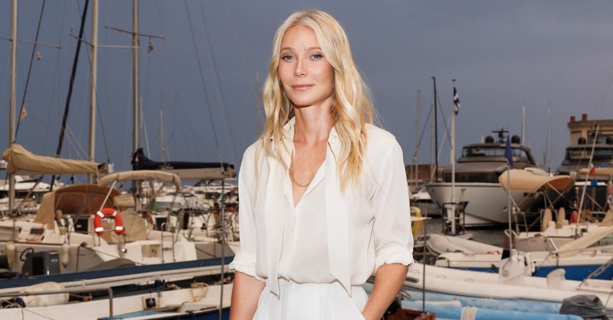 Gwyneth Paltrow Wore Summer time’s Trendiest Shorts-and-Sandals Outfit