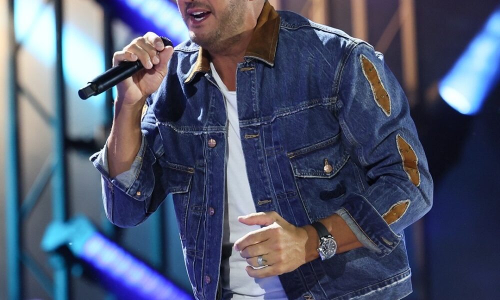 Luke Bryan’s Joke About Coldplay’s Viral Fan Cam Video