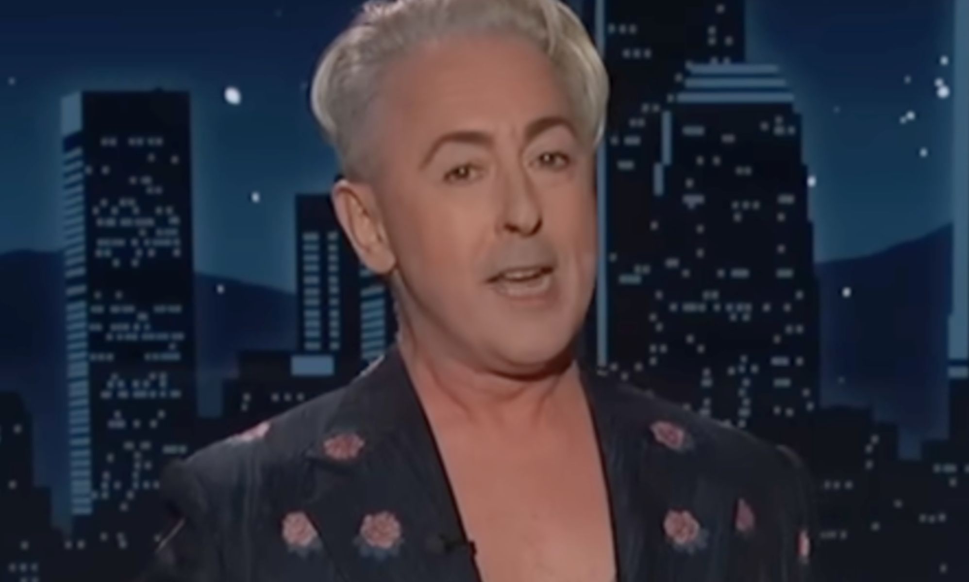 Alan Cumming says US treats rapists higher than trans folks