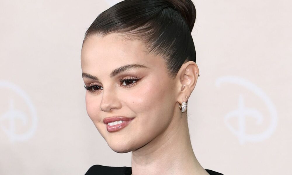 Selena Gomez’s Magnificence and Trend Favorites Begin at 