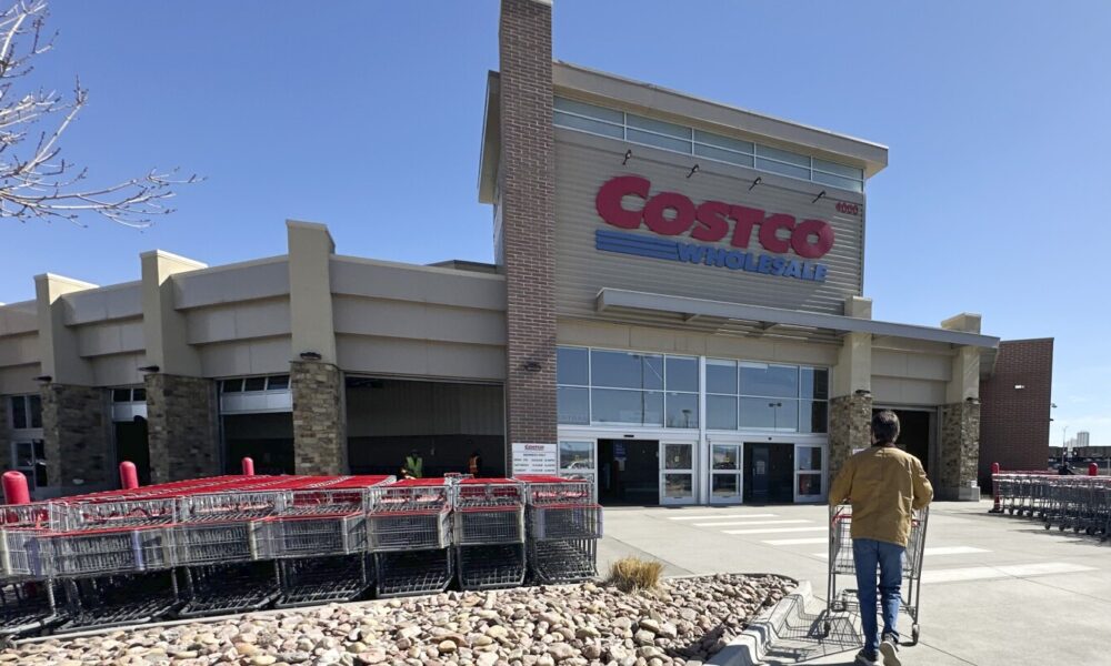 Lululemon information lawsuit in opposition to Costco, claims firm is promoting ‘dupes’ of a few of its merchandise