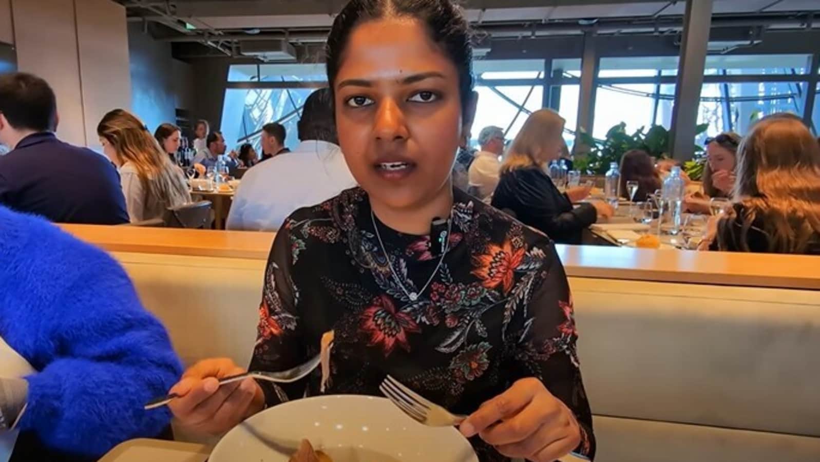 Indian girl’s ‘most costly’ lunch at Eiffel Tower additionally seems to be her worst. Watch | Trending Indian girl’s ‘most costly’ lunch at Eiffel Tower additionally seems to be her worst. Watch | Trending