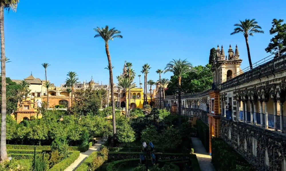 Uncover the Royal Alcazar of Seville: Get an Unique Early Entry