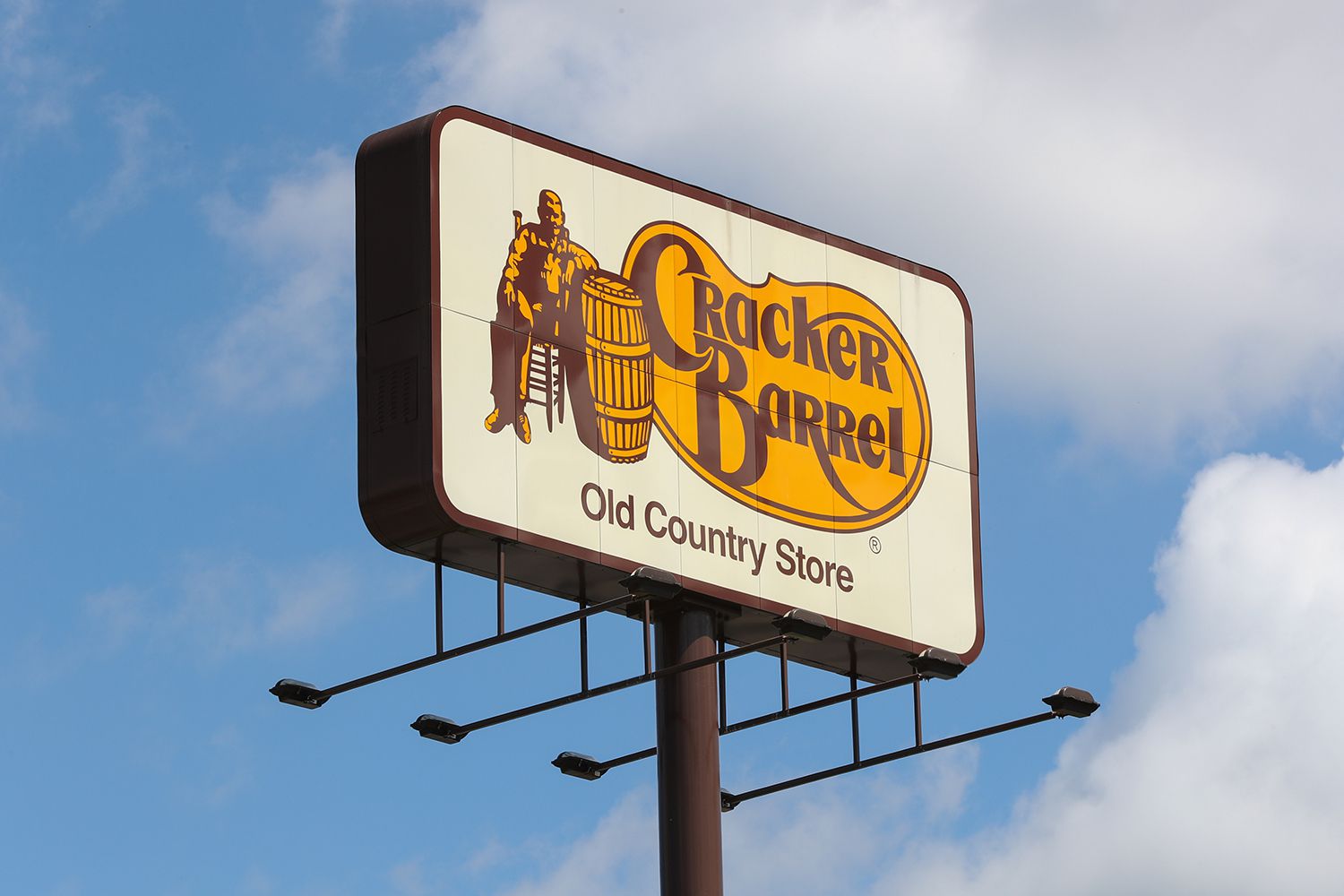 Cracker Barrel Responds to Brand Backlash, Says ‘Values This Firm Was Constructed on’ Will ‘By no means Change’ Cracker Barrel Responds to Brand Backlash, Says ‘Values This Firm Was Constructed on’ Will ‘By no means Change’