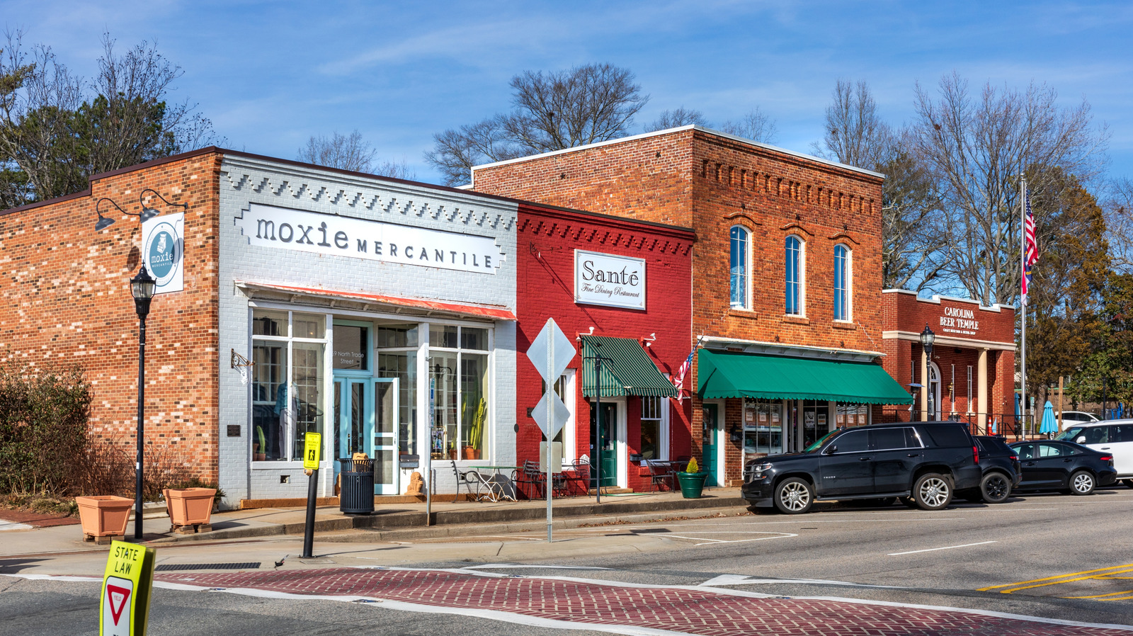 Simply Outdoors Charlotte Is North Carolina’s Suburb That is A Retirement Haven With out Sacrificing Small-City Attraction