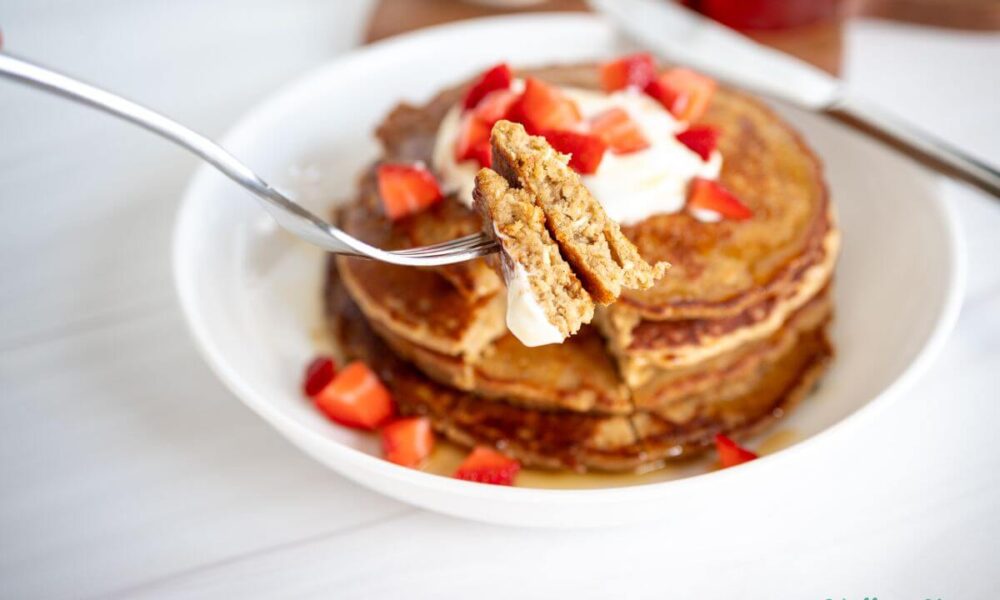 Best Fluffy Excessive-Protein Pancakes (Blender-Pleasant!)