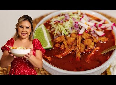 How one can Make a Household-Dimension RED CHICKEN POZOLE | Fast, Simple & Flavorful Mexican Consolation Meals