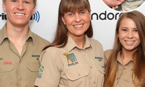 Bindi Irwin, Steve Irwin & Terri Irwin