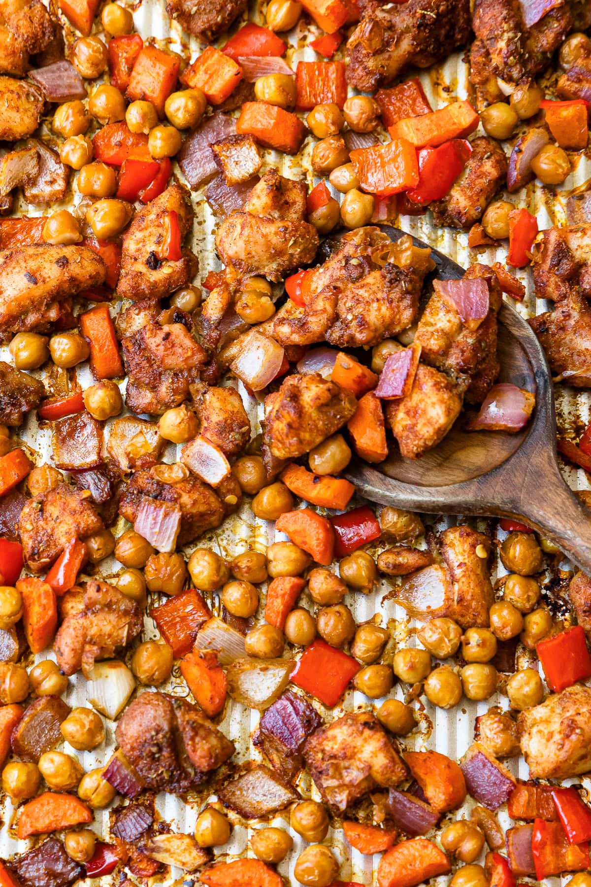 Hen Shawarma Sheet Pan Dinner (Simple One Pan Meal) Hen Shawarma Sheet Pan Dinner (Simple One Pan Meal)