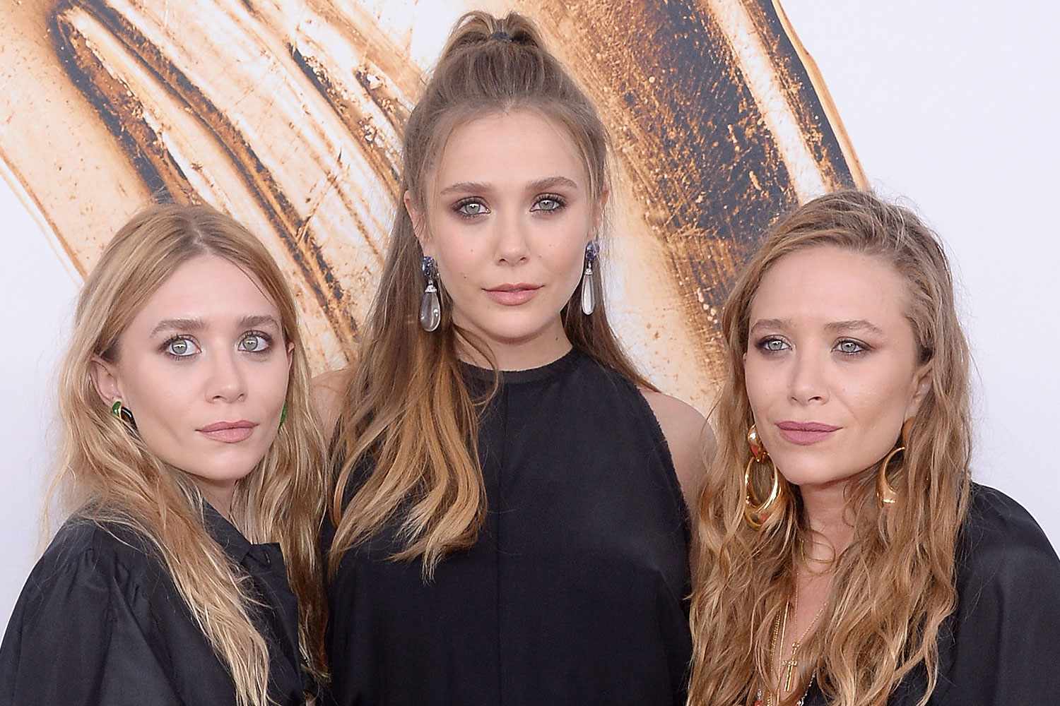 Uncommon Images of the Olsen Sisters Hanging Out Collectively