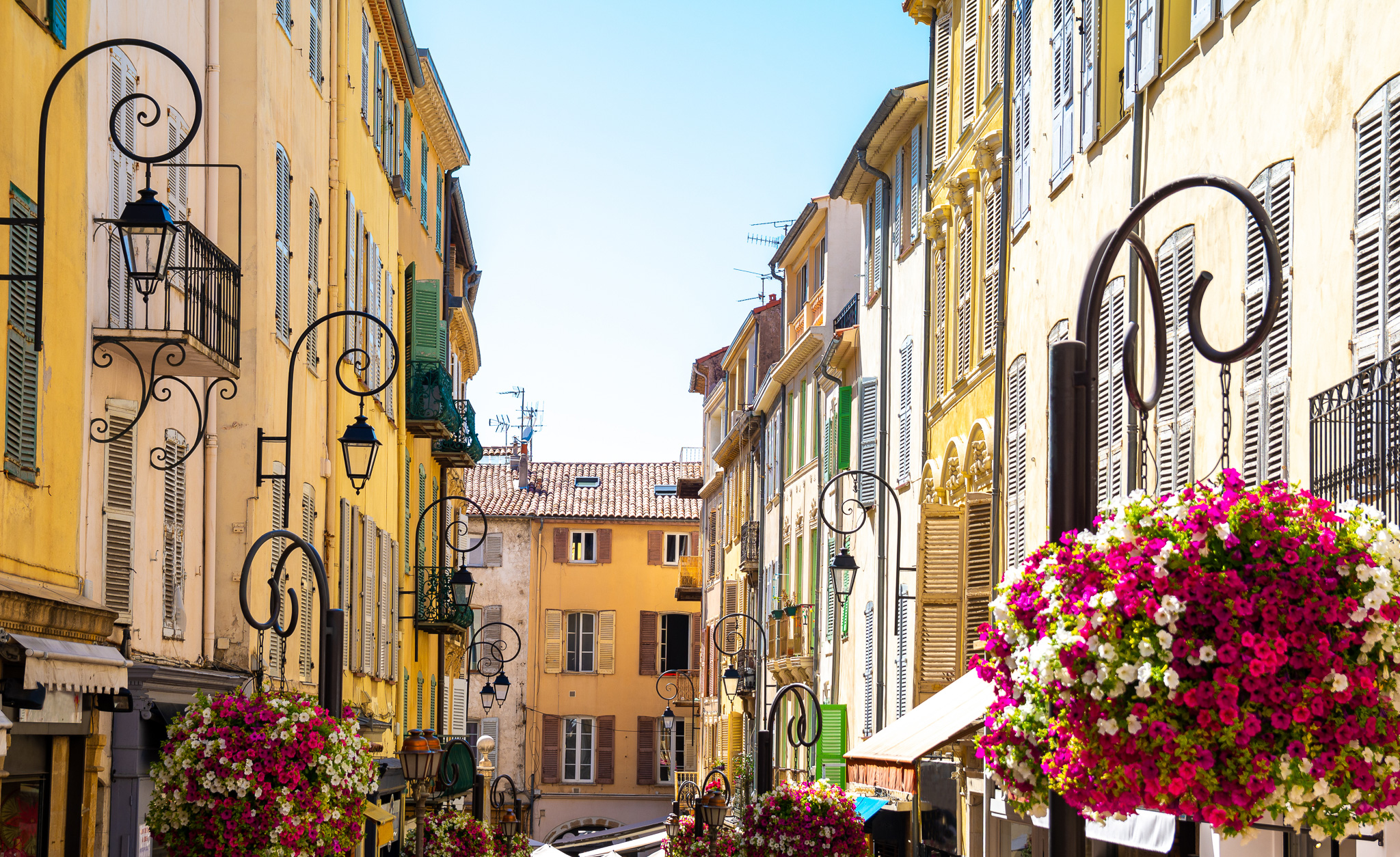 Skip Cannes and Head to This Riviera City That Has All of the Glamour With out the Crowds Skip Cannes and Head to This Riviera City That Has All of the Glamour With out the Crowds