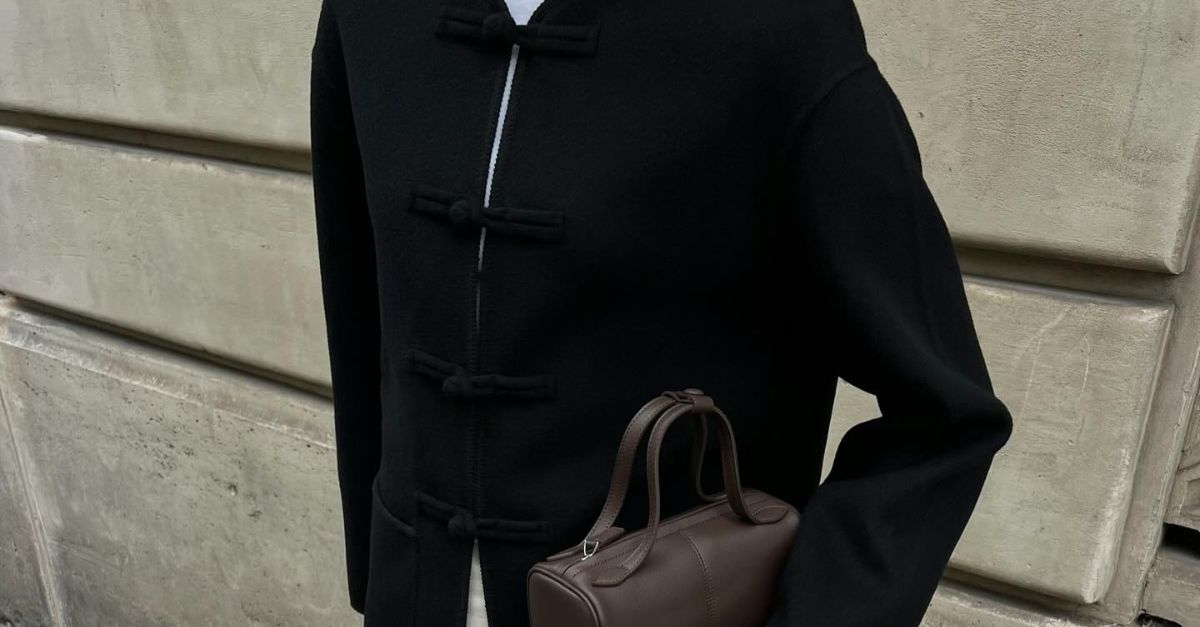 I Simply Tried On The Róhe Jacket Trendy Individuals Put on On Repeat