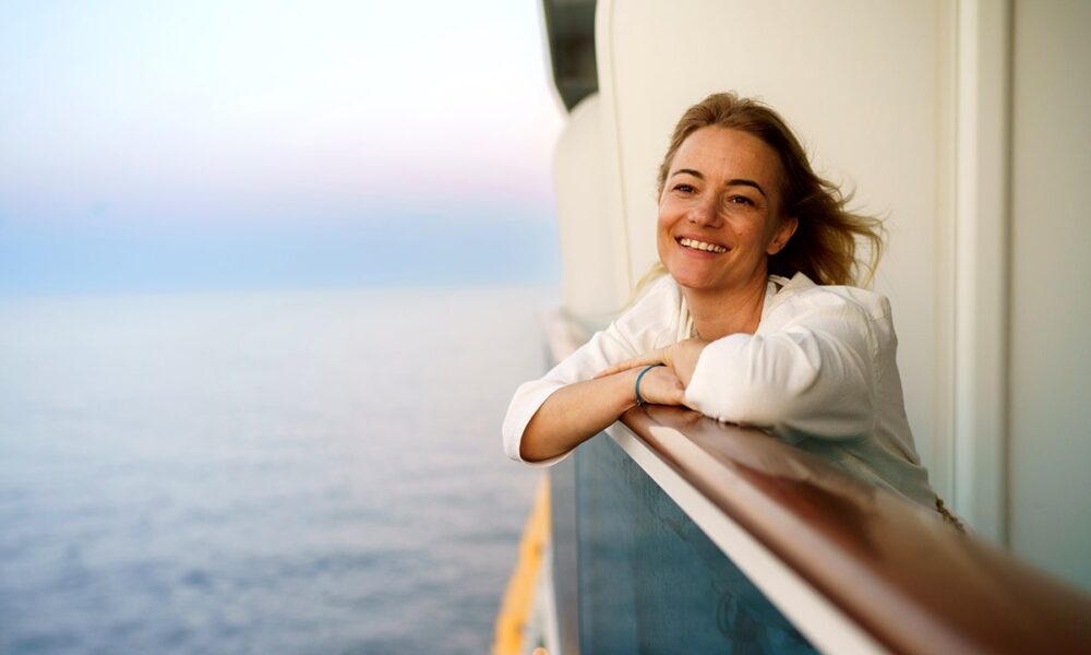 Reddit customers conflict over ladies retaining cruise SeaPass playing cards of their bras
