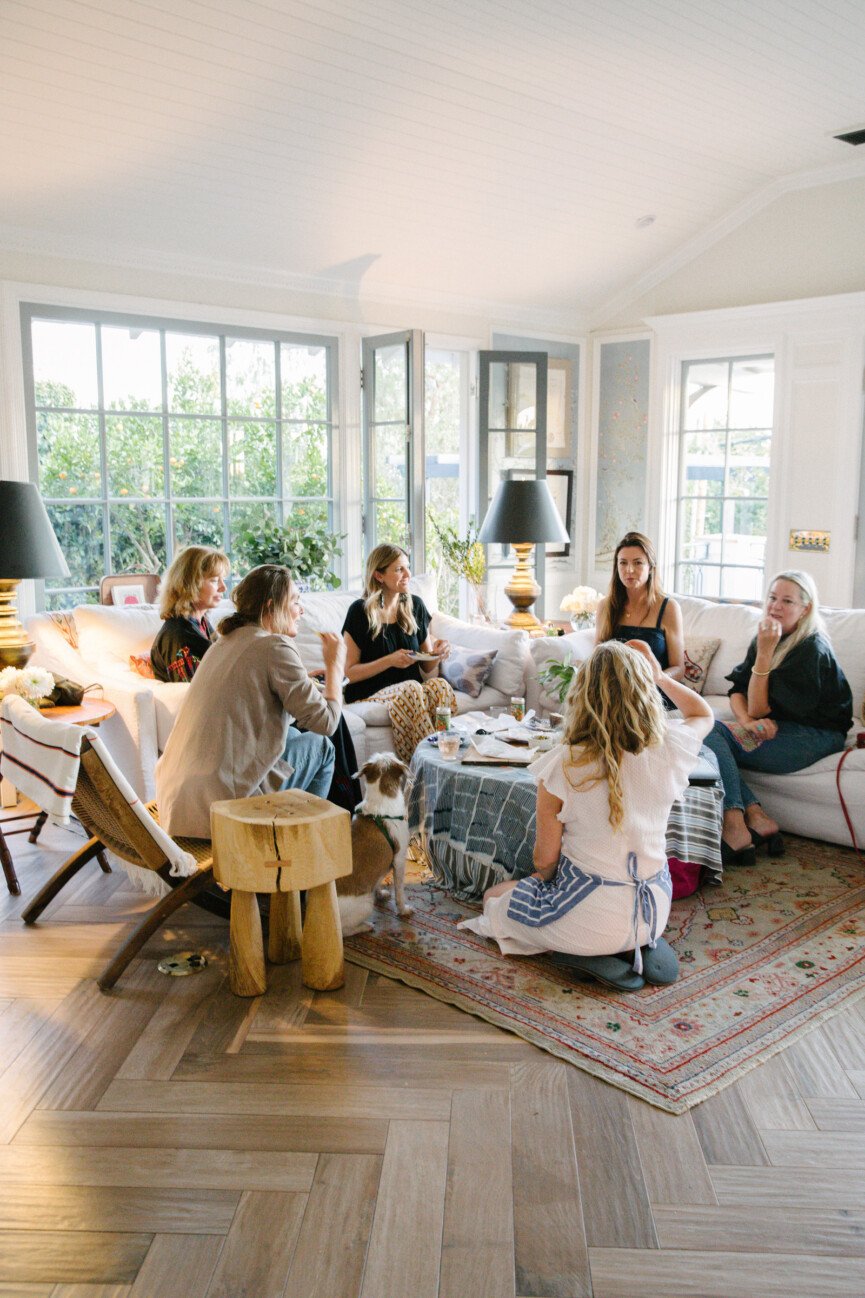 10 Small Area Internet hosting Suggestions for a Cozy, Stress-Free Dinner Celebration