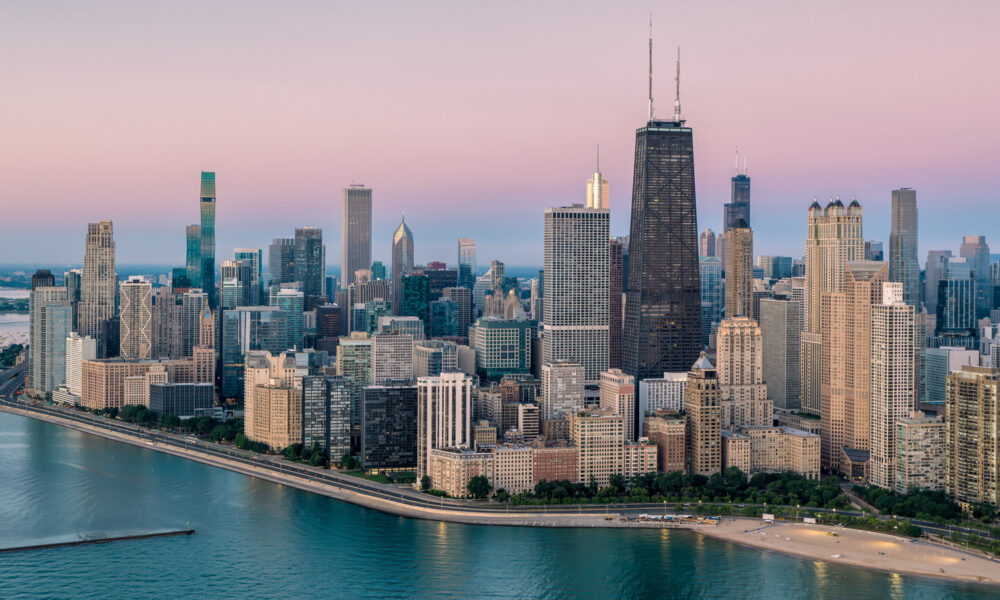 Chicago’s Most Vibrant Neighborhoods Packed With Nice Eats, Cool Retailers, And Lakefront Vibes, In accordance To Locals
