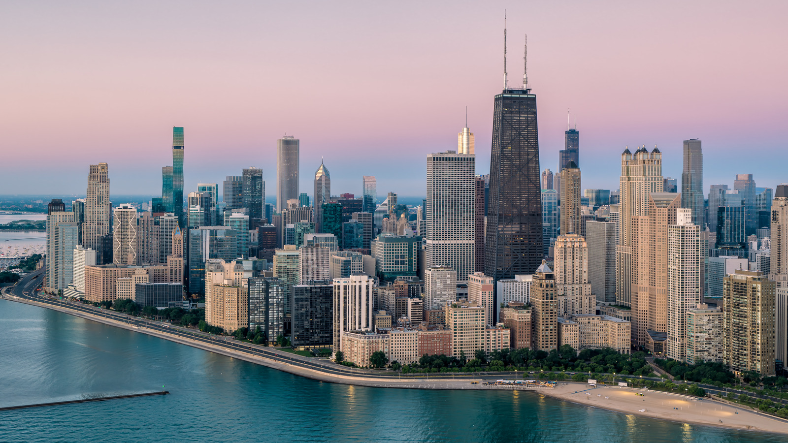 Chicago’s Most Vibrant Neighborhoods Packed With Nice Eats, Cool Retailers, And Lakefront Vibes, In accordance To Locals