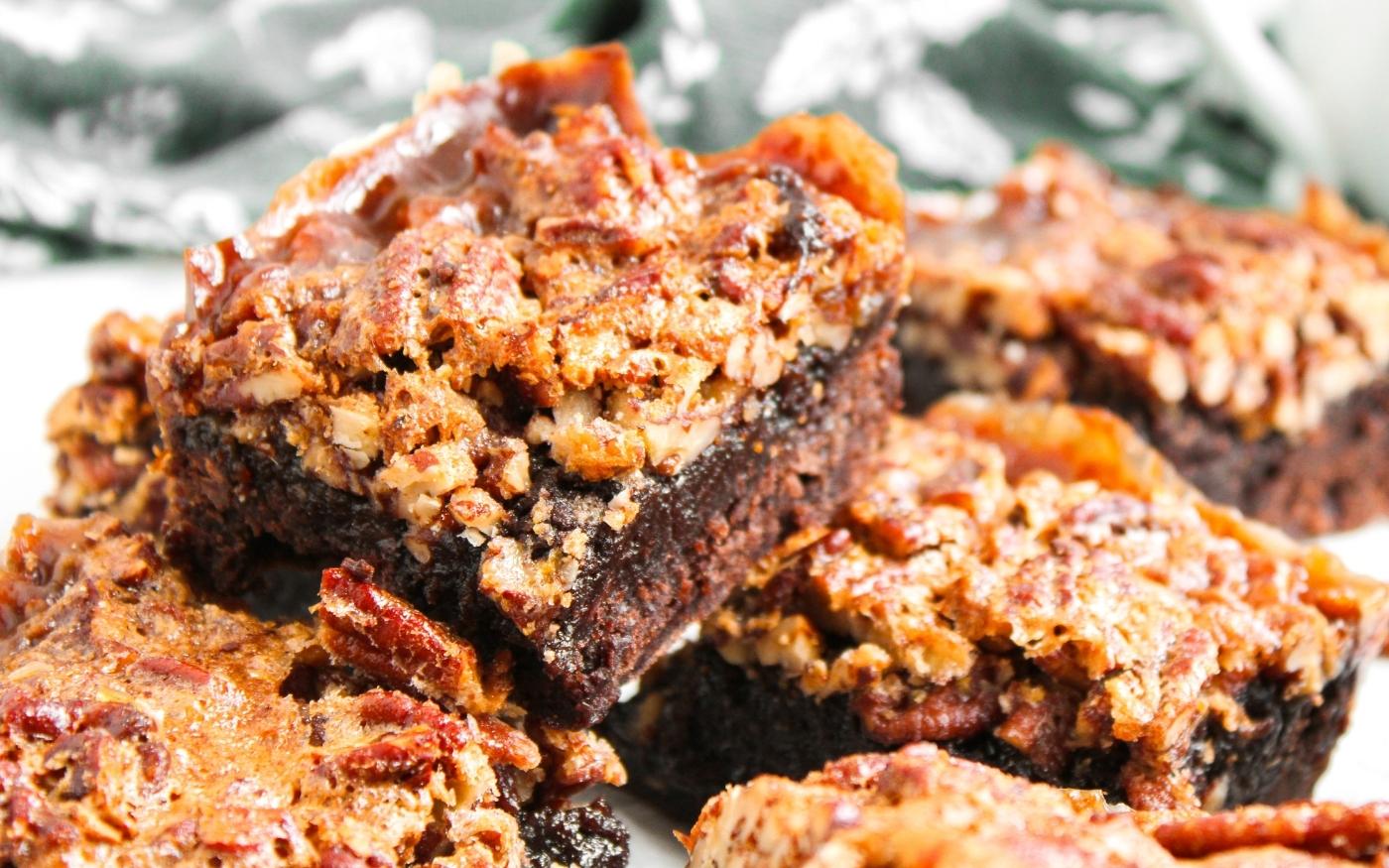 Pecan Pie Brownies | Trop Rockin Recipes Pecan Pie Brownies | Trop Rockin Recipes