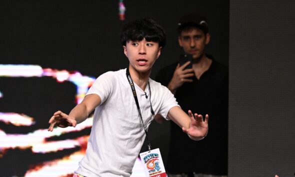 Followers Reacts After Streamer Pops Out With Thriller Lady