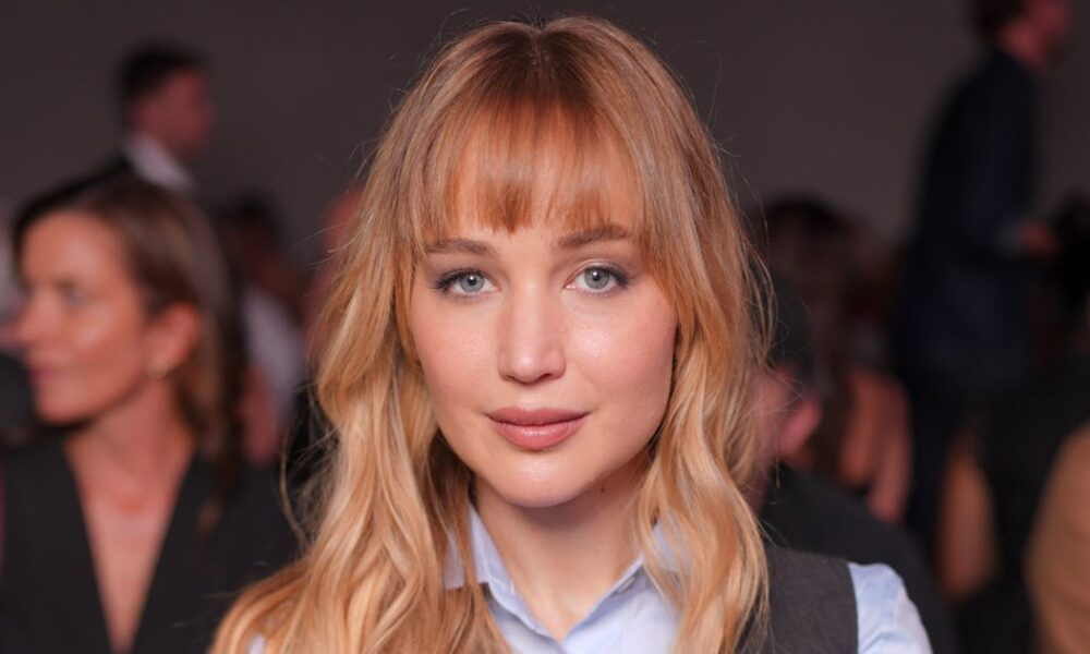 Jennifer Lawrence Wore A Gown With A Large Facet Cutout To SSIFF