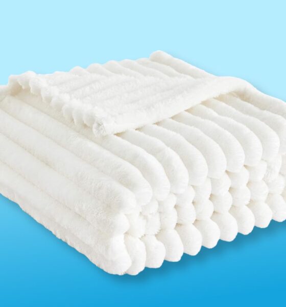 Amazon’s Finest-Promoting Throw Blanket Is Simply  for Prime Members
