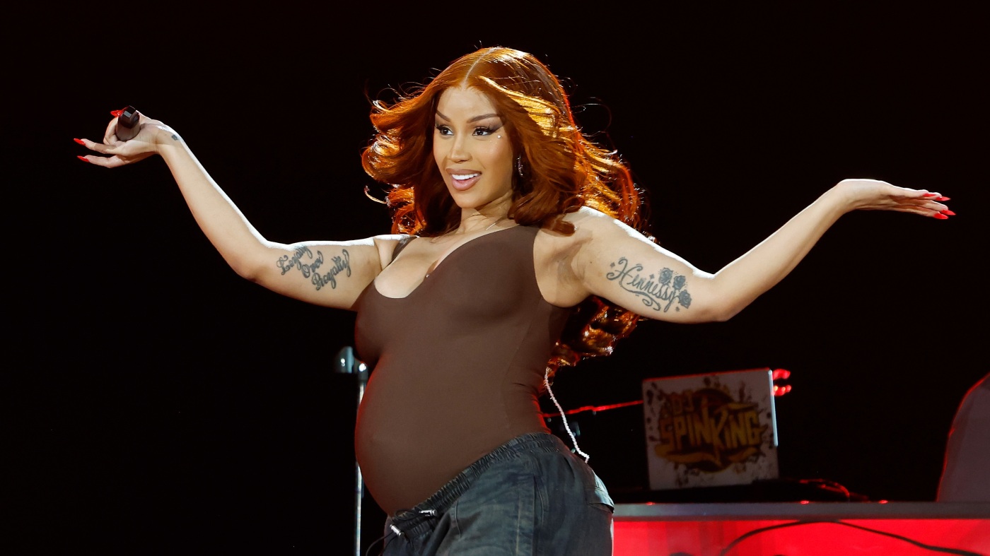 Cardi B’s new album ‘Am I the Drama?’ debuts at No. 1 : NPR Cardi B’s new album ‘Am I the Drama?’ debuts at No. 1 : NPR